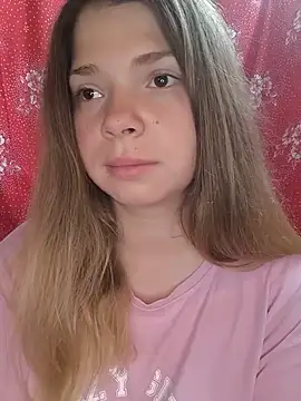 Snapshot of Zuli_Kiska chatting on July 8, 2026, 5:30 am Zuli Kiska online show from July 8, 2026, 5:30 am