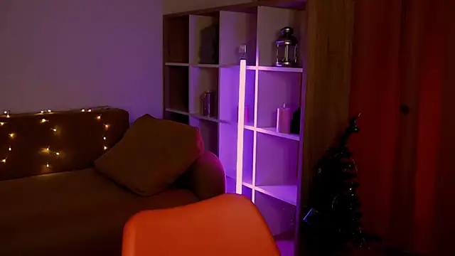 Snapshot of ItsAlisia chatting on January 19, 2026, 6:39 am ItsAlisia online show from January 19, 2026, 6:39 am