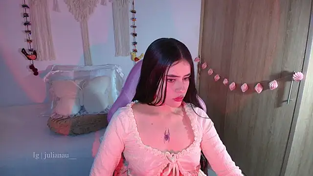 iriswest  online show from April 1, 2026, 12:46 am