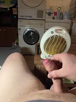 MatThiAs2806 online show from March 12, 2026, 7:40 pm