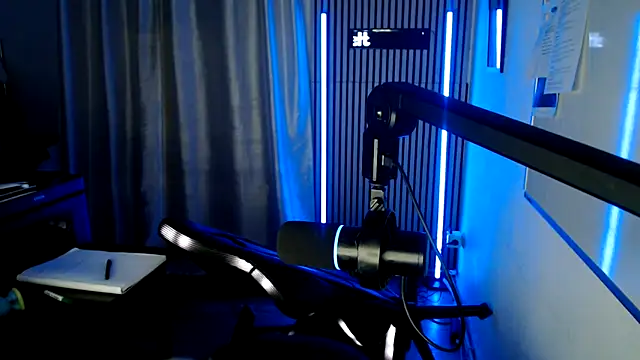 DerPornoPete online show from May 13, 2026, 11:01 pm