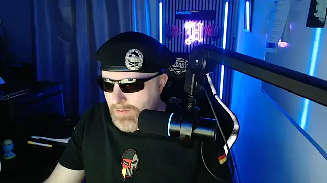 DerPornoPete online show from June 10, 2026, 11:17 pm