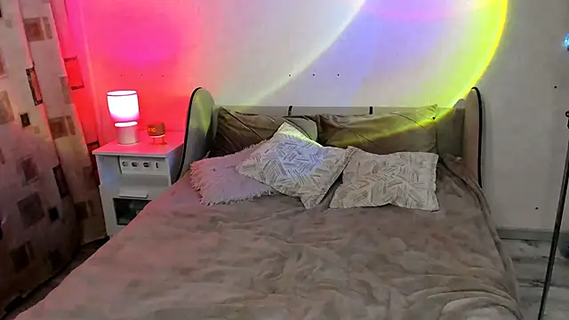 Vivian Davis online show from November 28, 2025, 8:31 pm