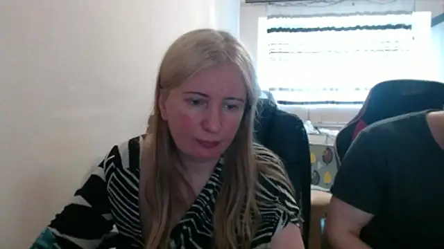 Snapshot of PeterAndJen chatting on May 11, 2026, 2:56 pm PeterAndJen online show from May 11, 2026, 2:56 pm