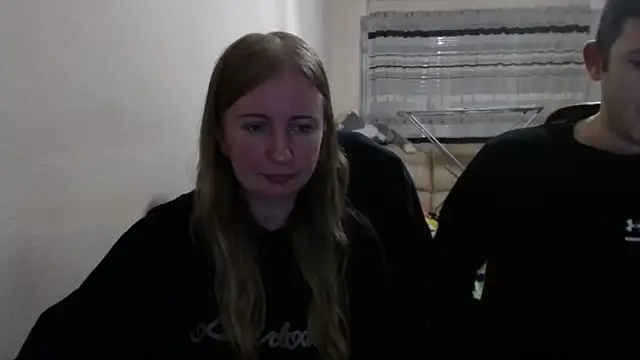 Snapshot of PeterAndJen chatting on October 8, 2025, 7:58 pm PeterAndJen online show from October 8, 2025, 7:58 pm