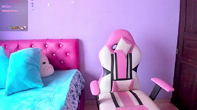 crissn0707 online show from March 23, 2026, 12:38 pm