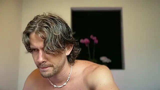 Snapshot of mcklister_kinky_feets chatting on May 20, 2026, 7:22 pm mcklister kinky feets online show from May 20, 2026, 7:22 pm