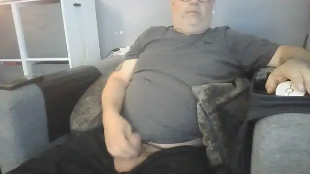 Snapshot of Naturistmale45 chatting on June 15, 2026, 8:14 am Naturistmale45 online show from June 15, 2026, 8:14 am