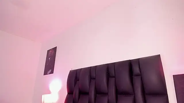 Snapshot of Snooky_Clinton chatting on February 20, 2025, 5:44 am Snooky Clinton online show from February 20, 2025, 5:44 am