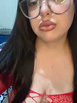 MileyGia online show from February 12, 2026, 1:16 am