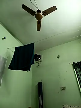 PrabV0319 online show from October 28, 2025, 5:12 pm