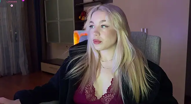 Snapshot of ariashaa chatting on January 15, 2026, 3:26 pm ariashaa online show from January 15, 2026, 3:26 pm