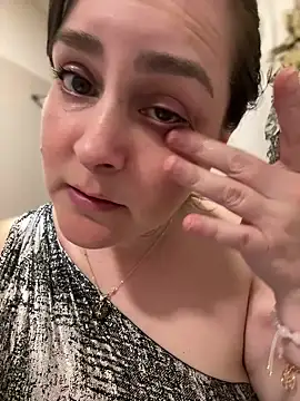 Snapshot of misslulipop chatting on December 9, 2024, 7:06 am misslulipop online show from December 9, 2024, 7:06 am