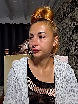 kylie blck online show from October 13, 2025, 4:14 am