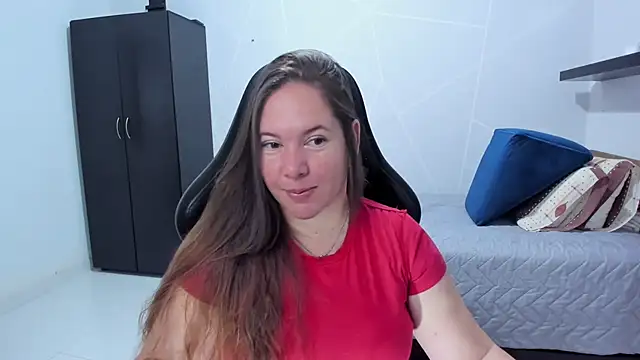 tamy shine87 online show from October 6, 2025, 11:38 pm