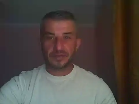 Snapshot of _marrrio chatting on October 7, 2025, 6:42 pm marrrio online show from October 7, 2025, 6:42 pm