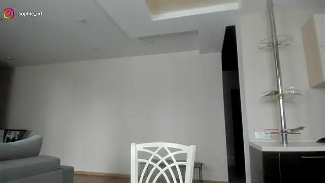  in yan online show from December 22, 2025, 5:40 am