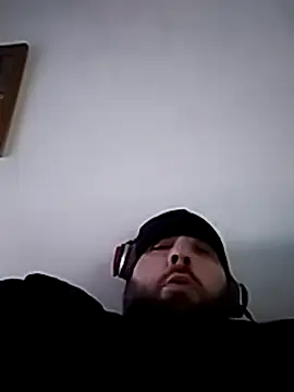 Dnbigo89 online show from February 17, 2025, 4:28 pm