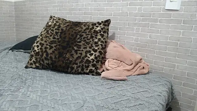 sweet luana online show from November 27, 2025, 3:40 am