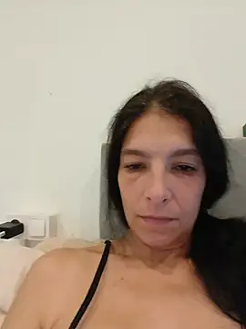 Snapshot of Sposini69 chatting on July 18, 2026, 11:19 am Sposini69 online show from July 18, 2026, 11:19 am