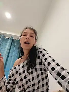 Snapshot of Sposini69 chatting on May 19, 2026, 9:38 am Sposini69 online show from May 19, 2026, 9:38 am