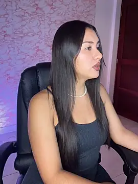 Ambar pe  online show from February 5, 2026, 2:51 am