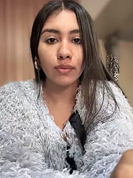 Ambar pe  online show from November 23, 2025, 7:46 pm