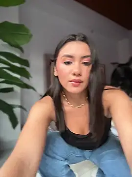 Snapshot of Ambar_pe_ chatting on April 29, 2026, 10:05 pm Ambar pe online show from April 29, 2026, 10:05 pm