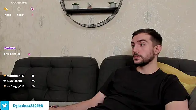 Snapshot of Dylan_Best chatting on March 2, 2026, 7:15 am Dylan Best online show from March 2, 2026, 7:15 am