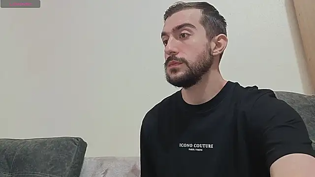 Snapshot of Dylan_Best chatting on October 26, 2025, 6:47 am Dylan Best online show from October 26, 2025, 6:47 am