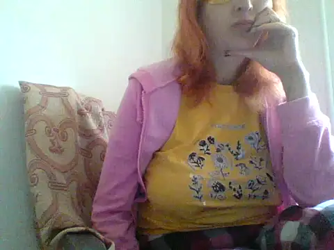 Snapshot of MssAngela chatting on October 28, 2025, 7:29 am MssAngela online show from October 28, 2025, 7:29 am