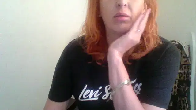 Snapshot of MssAngela chatting on October 10, 2025, 8:37 am MssAngela online show from October 10, 2025, 8:37 am