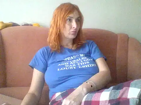 Snapshot of MssAngela chatting on October 6, 2025, 7:53 am MssAngela online show from October 6, 2025, 7:53 am