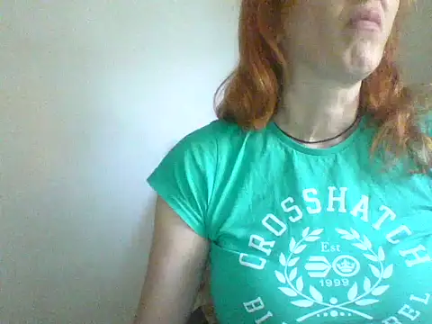 Snapshot of MssAngela chatting on October 31, 2025, 1:52 pm MssAngela online show from October 31, 2025, 1:52 pm