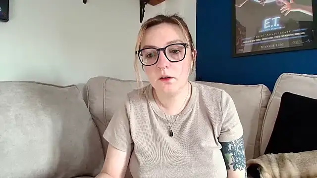 Snapshot of short_sweetpea chatting on February 9, 2026, 9:40 am short sweetpea online show from February 9, 2026, 9:40 am