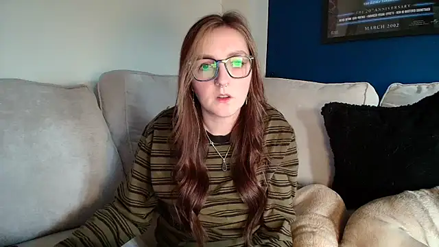 short sweetpea online show from November 13, 2025, 2:43 pm