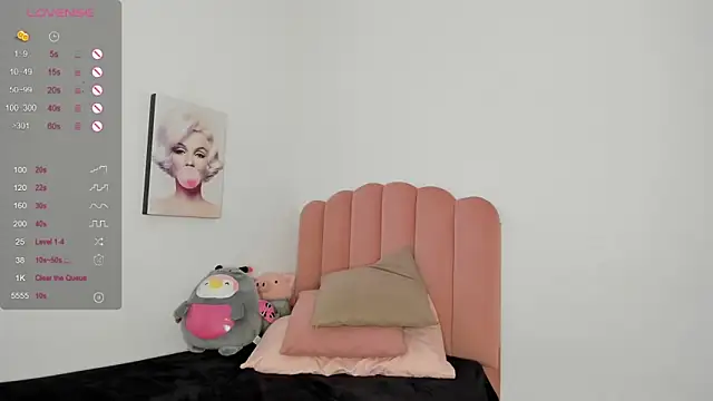 julieth sanz online show from January 23, 2025, 2:39 pm