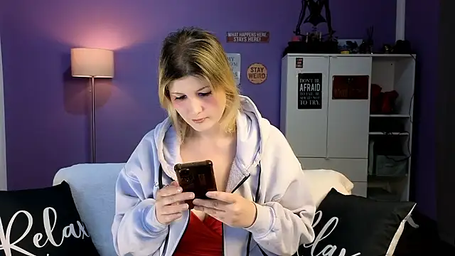 olisunny5 online show from March 10, 2026, 8:13 pm