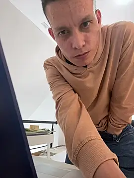 Snapshot of yequeal chatting on March 1, 2025, 8:21 pm yequeal online show from March 1, 2025, 8:21 pm