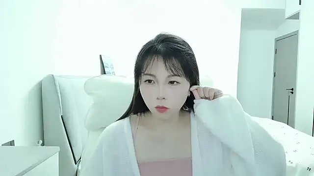 Sunset glow online show from November 10, 2025, 2:33 pm