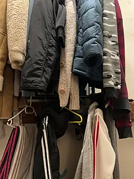 petuletra online show from February 19, 2026, 7:55 pm