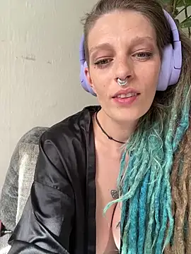 MenaDreadfull online show from April 24, 2026, 2:19 pm