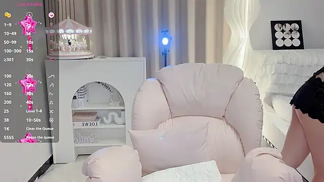 Happy Kitty online show from June 24, 2026, 4:05 pm