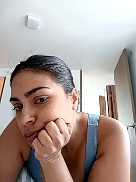 Snapshot of Ivanna2 chatting on April 22, 2026, 2:46 pm Ivanna2 online show from April 22, 2026, 2:46 pm