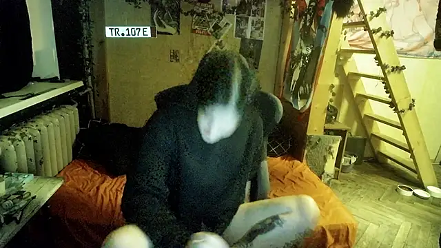 Snapshot of sademobeer chatting on February 23, 2026, 3:52 am sademobeer online show from February 23, 2026, 3:52 am