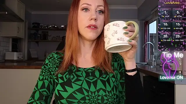 stripmequick online show from December 4, 2025, 10:25 am