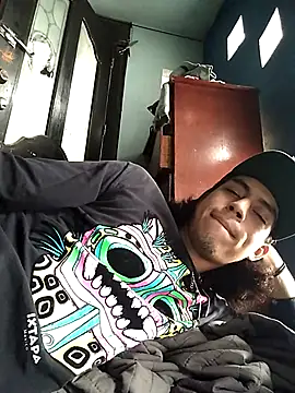 AlexAlejandro13 online show from January 8, 2026, 6:58 pm