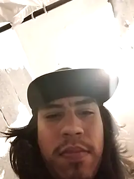 AlexAlejandro13 online show from April 13, 2026, 10:25 pm