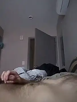 Snapshot of Bottomslut4tops84 chatting on February 11, 2026, 6:13 am Bottomslut4tops84 online show from February 11, 2026, 6:13 am