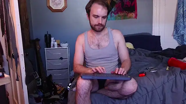 hpluvsplata online show from October 17, 2025, 5:26 pm